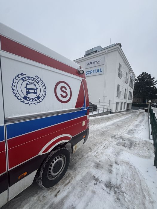 TRANSPORT MEDYCZNY, transport sanitarny, opieka medyczna