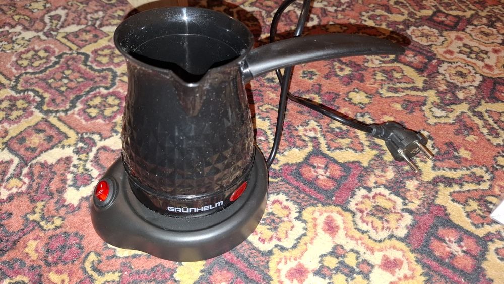 Турка електрична Grunhelm GMT-2109PB
