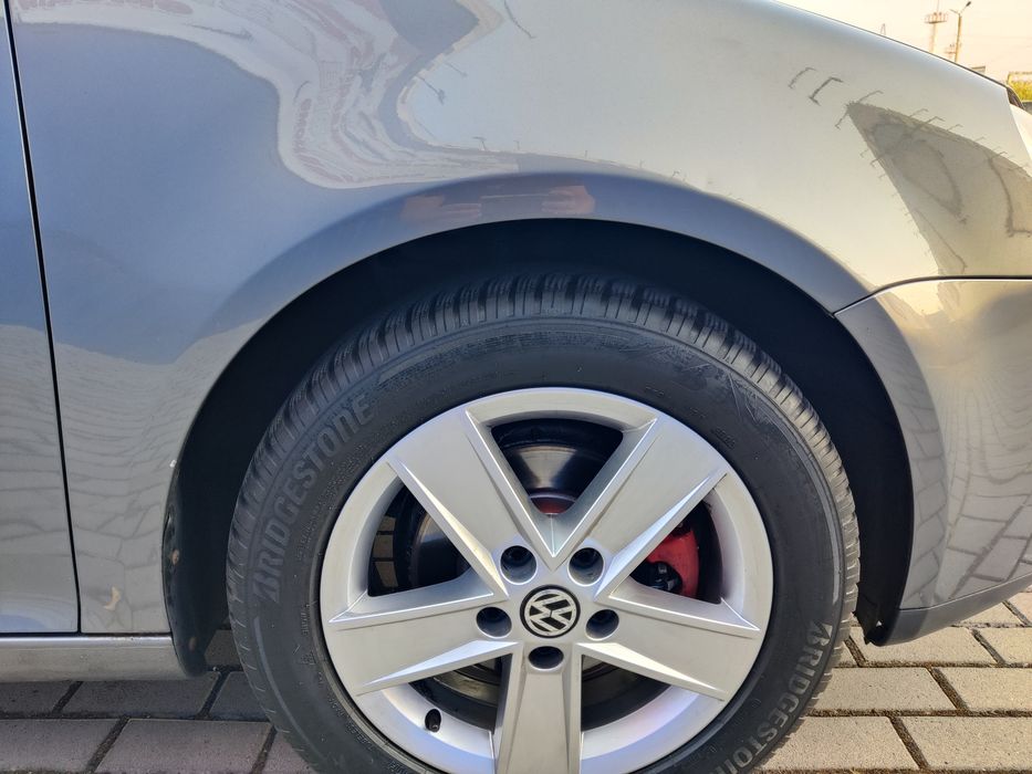 VW Golf 5  1.6MPI automatic