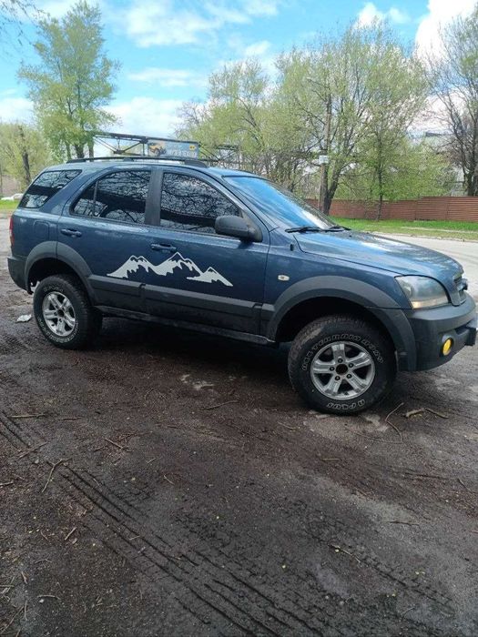 Продам KIA Sorento 2.4 2005