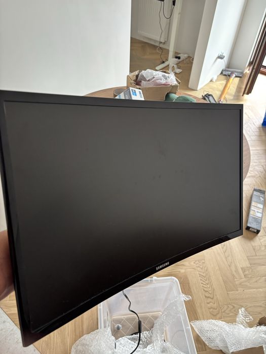 Samsung C24F396FHU, monitor 24" zakrzywiony