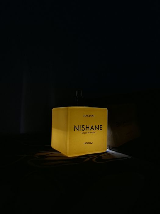 Nishane Hacivat 100ml ubytek
