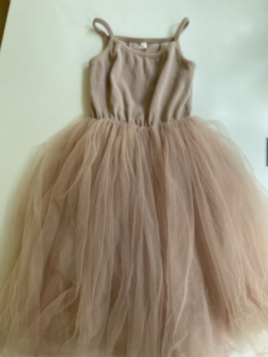 Нарядное легкое платье