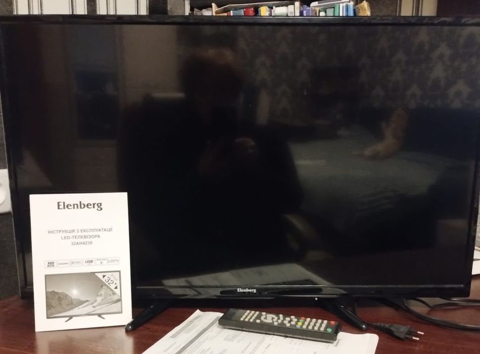 Продам телевізор Еlenberg 32an4230