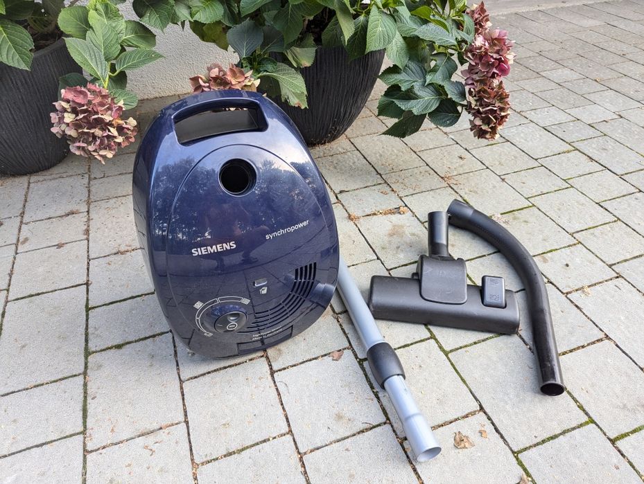 R193 Odkurzacz Siemens VS06A111 Synchropower