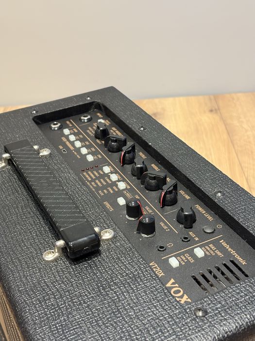 Комбопідсилювач VOX VT20X + Чохол