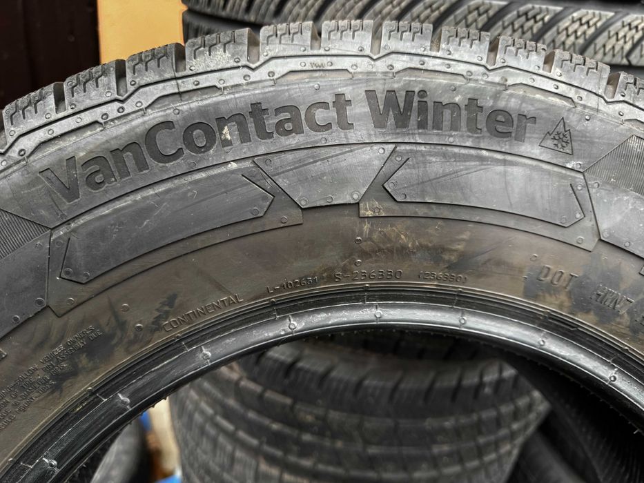 Шини CONTINENTAL 205/75 R16C, VanContact Winter, зимова цешка