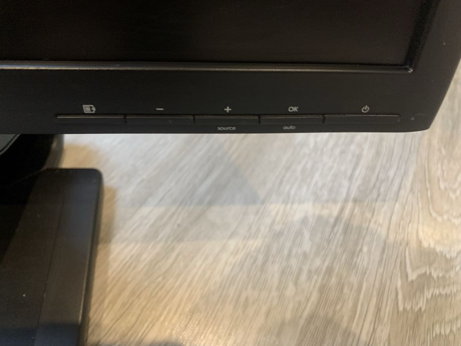 Monitor Hp LA2306x
