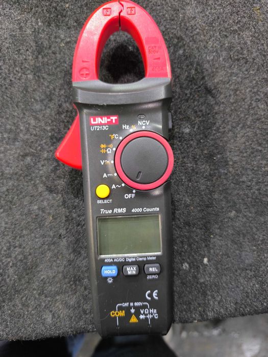uni-t UT213 c pinça amperimetrica
