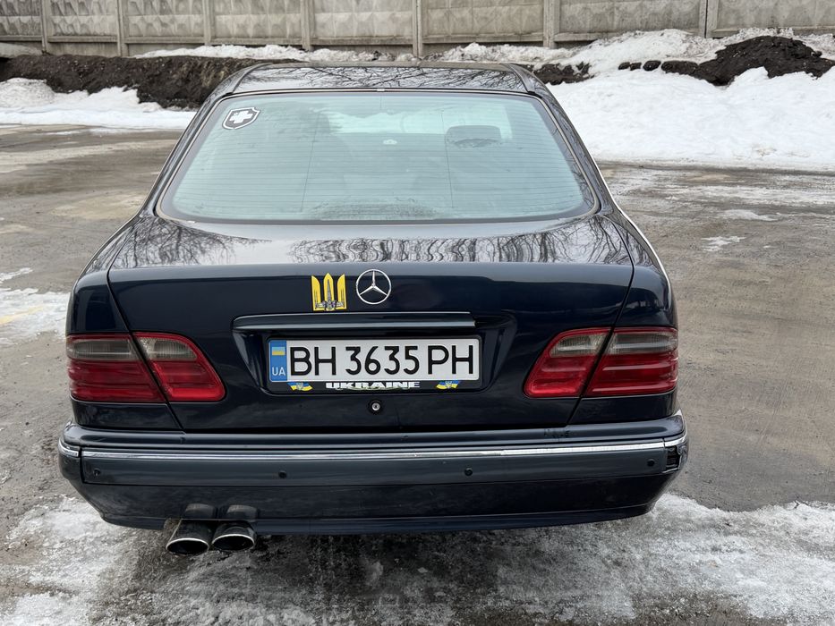 Мерседес Е клас 210 рестайлінг