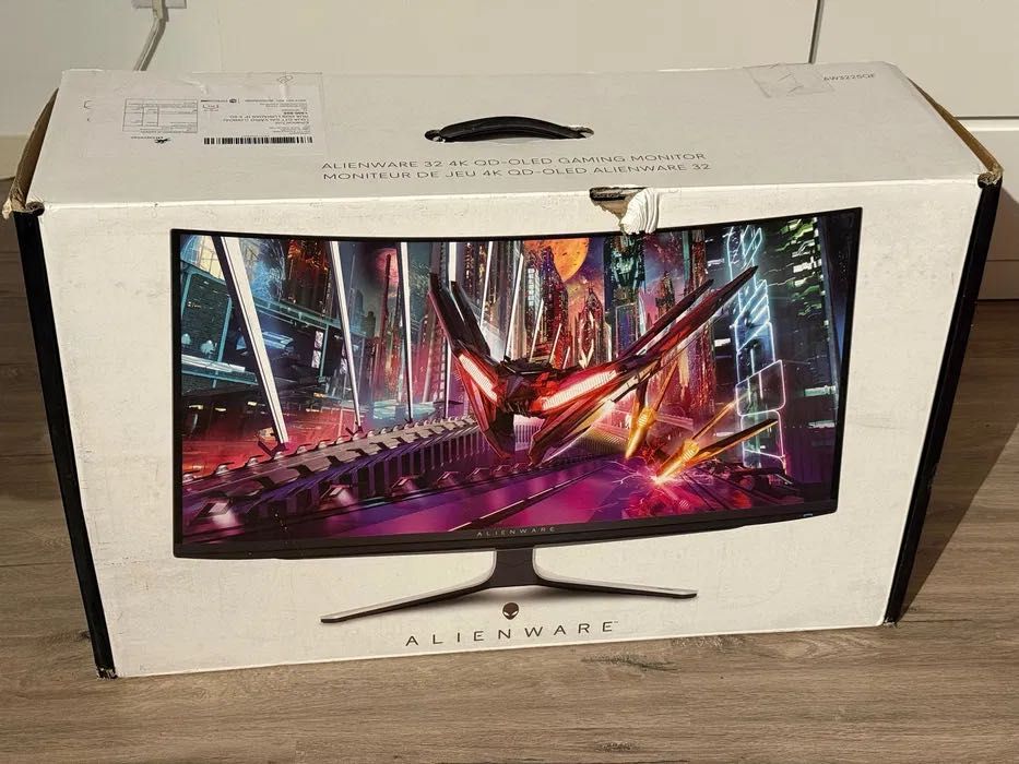 Alienware 32" OLED Monitor, 4K, 240Hz – AW3225QF64550979396481123