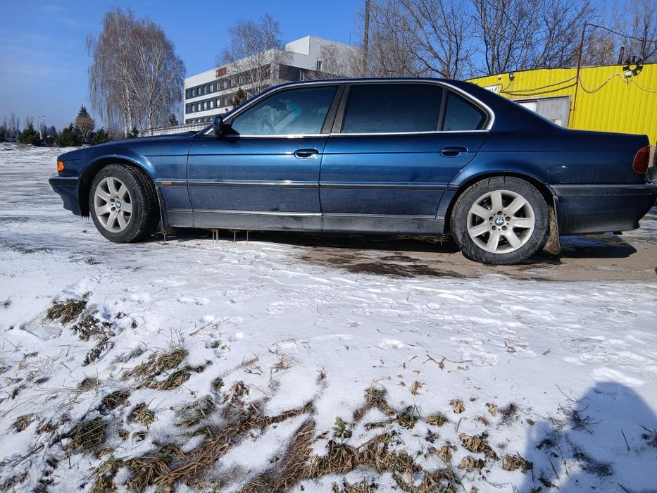 LONG бмв е38 3.5 бензин