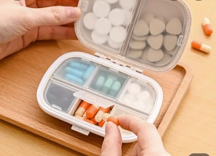 Compartimento de medicamentos, kit de viagem.