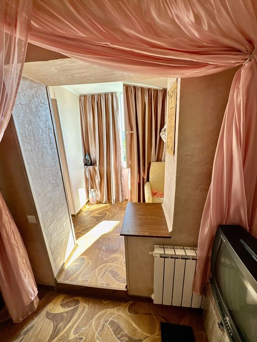 2 комнатная квартира с ремонтом  є відновлення