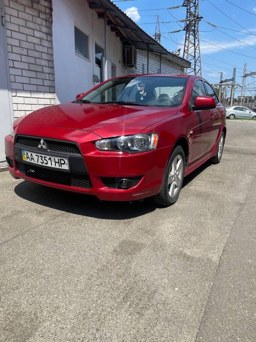 Mitsubishi lancer