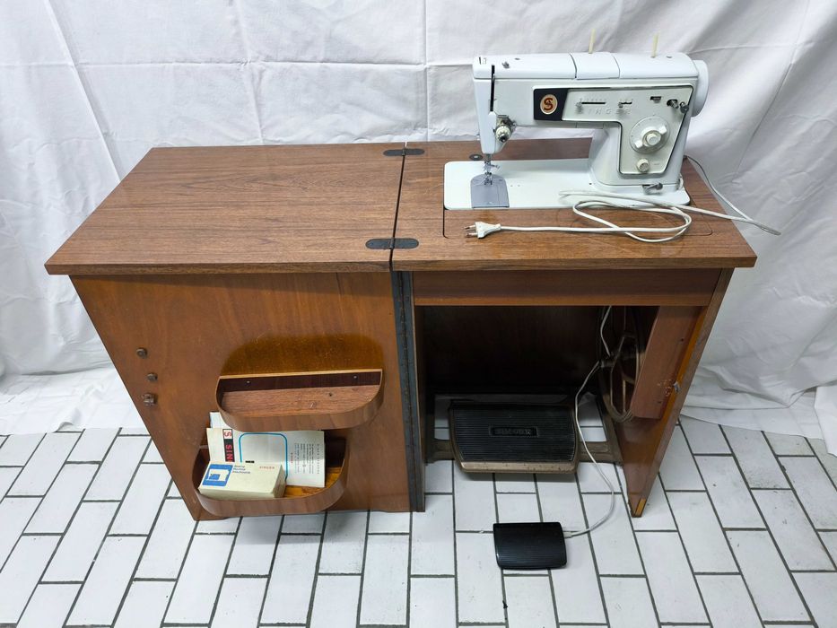 Máquina de costura Singer