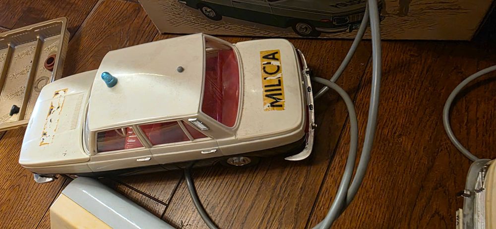 Wartburg na kabel piko anker presu pakiet likwidacja kolekcji