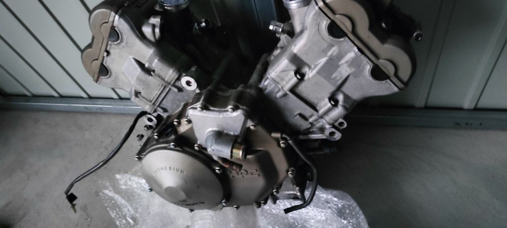 Silnik Honda VTR 1000 SP2 / SP 1 RC45 nie CBR