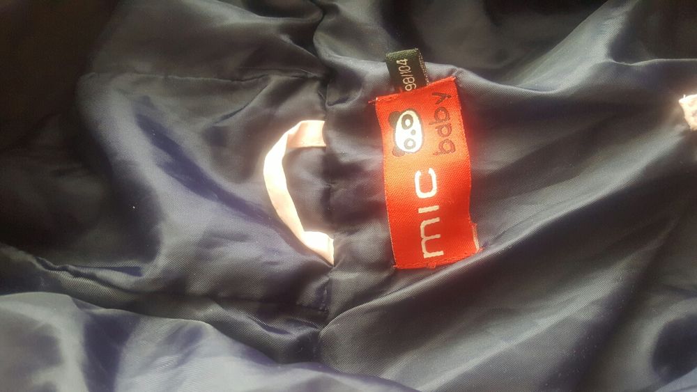 Kombinezon dla dziewczynki.