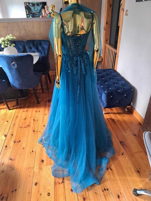 Zjawiskowa suknia na studniówkę Paradis Glamour Blue Emerald R40. Pols