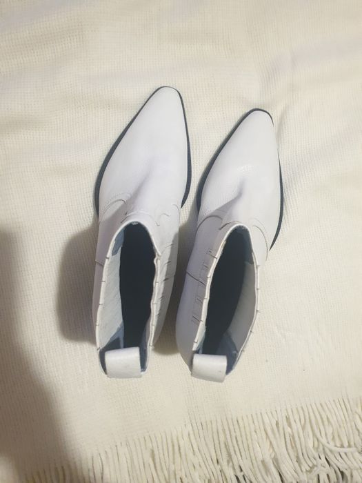 Нові чобітки козаки натуральна шкіра тренд