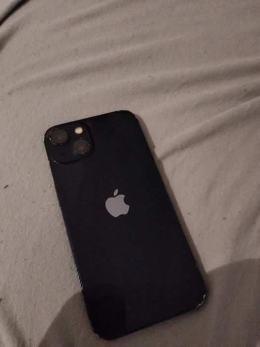 iPhone 13 z blokada icloud