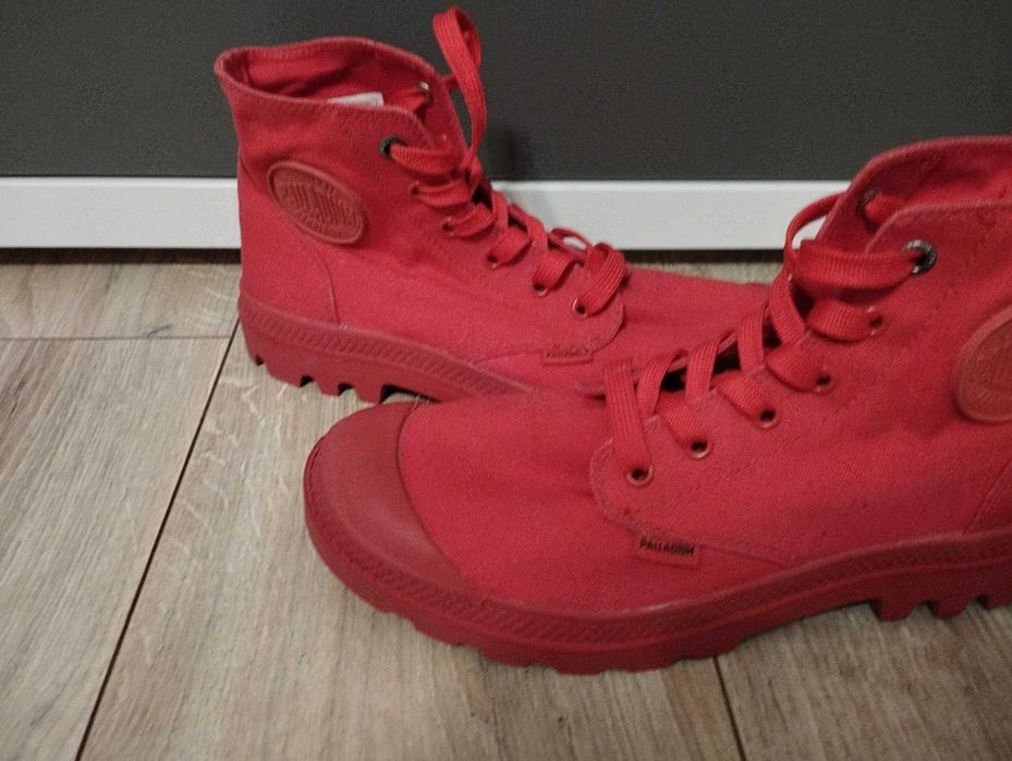 Palladium Mono Chrome size 40