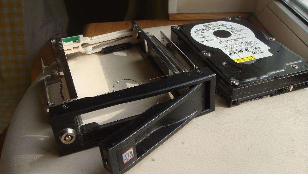 карман для диска +диск