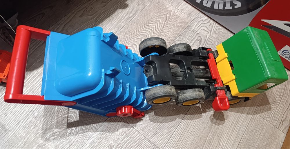 Грузовик Самоскид Wader