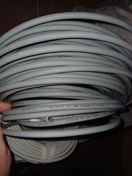 Kable przewody 4x2x0.8 i 4x1