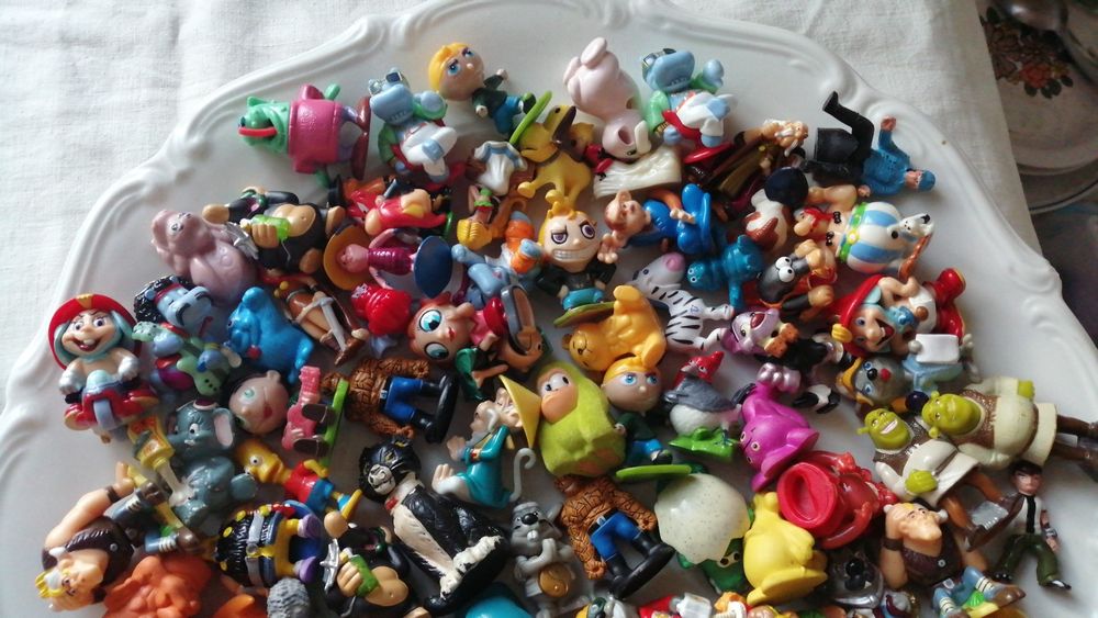 Figurki, zabawki, duża ilość