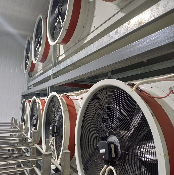 Промислове холодильне обладнання. Проектування Установка Сервіс.