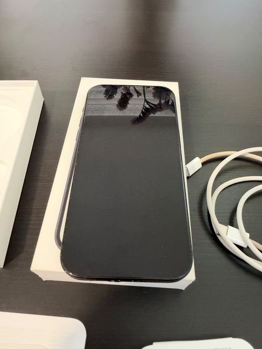 iPhone 15 256GB Preto – Excelente Estado