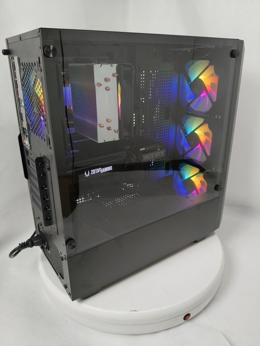 Komputer Gamingowy Ryzen 7 7800X3D,RTX 5070,64 GB,SSD,Win 11