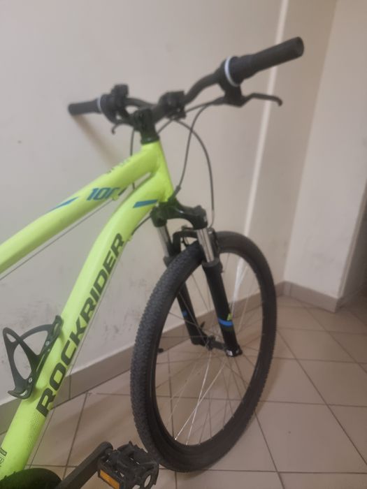 Rower górski MTB marki Rockrider ST 100. Koła 27,5