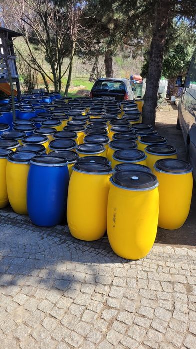 Beczki zbiorniki 120l oraz 220l