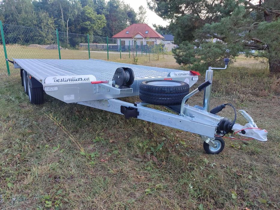 Wynajmę lawetę fabrycznie nowa 2700 dmc