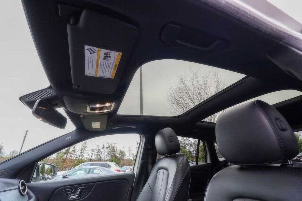Mercedes-Benz GLA 250 4MATIC      2021