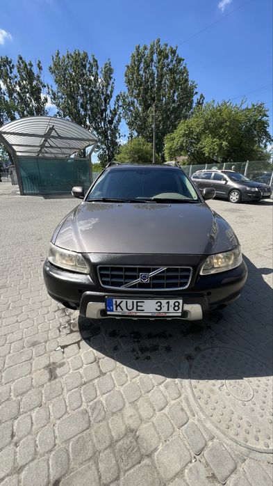 Volvo xc 70  в україні , під військових