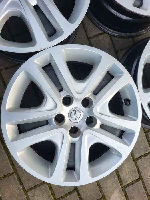 Felgi Stalowe Strukturalne 6.5Jx16 5x105 Opel Astra J K Mokka Ampera A