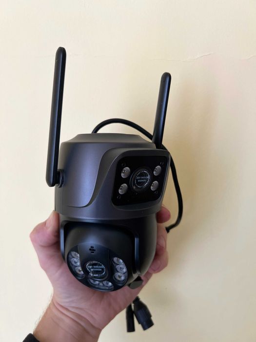 Поворотна подвійна wi fi. Нова  камера 8мр якість  UHD
