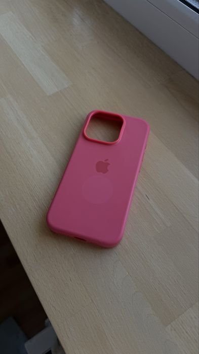 Чохол на айфон 15 і 12