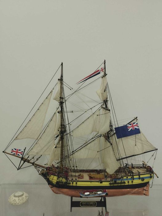 Modelo do HMS Suplly - modelismo