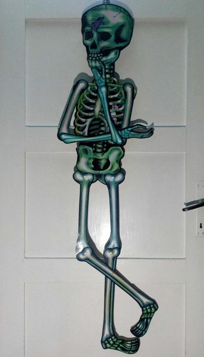 Kościotrup z papieru.