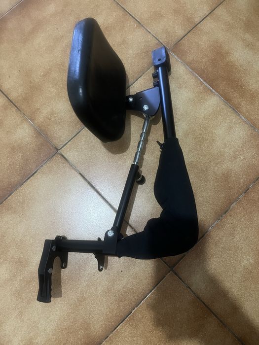 Patim elevatorio para cadeira de rodas (direito)