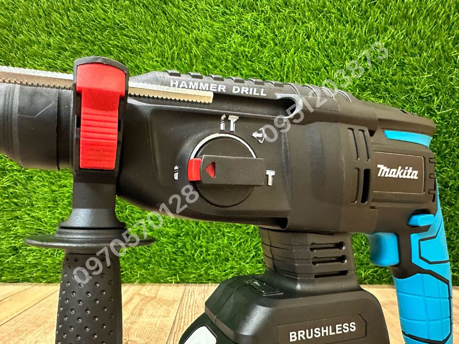 Аккумуляторный Перфоратор Makita DHR202 36V 8Ah бесщеточный 3,3 Дж