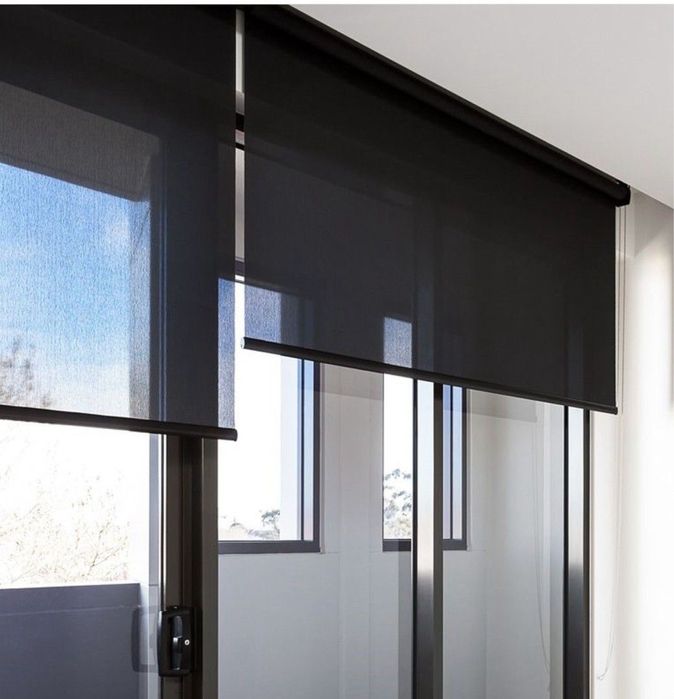 Роскошные тканевые ролеты на окна и двери