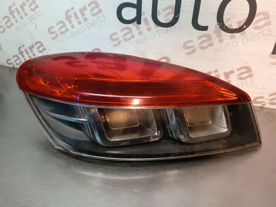 FAROLIM STOP RENAULT MEGANE III COUPÉ - ESQUERDO / DIREITO 265500008R