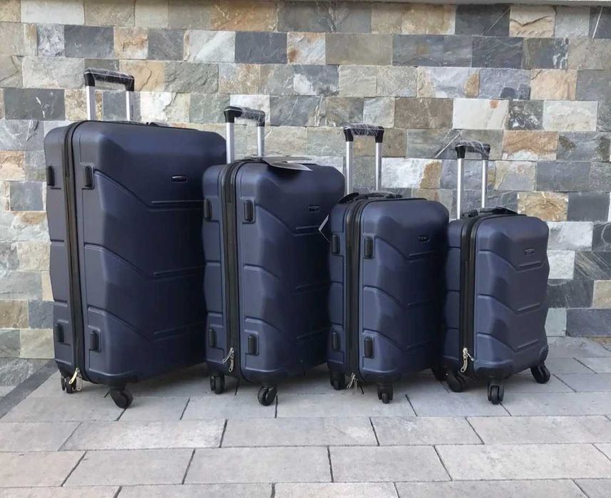 Акція! Валіза на колесах велика середня XS Чемодан большой маленький