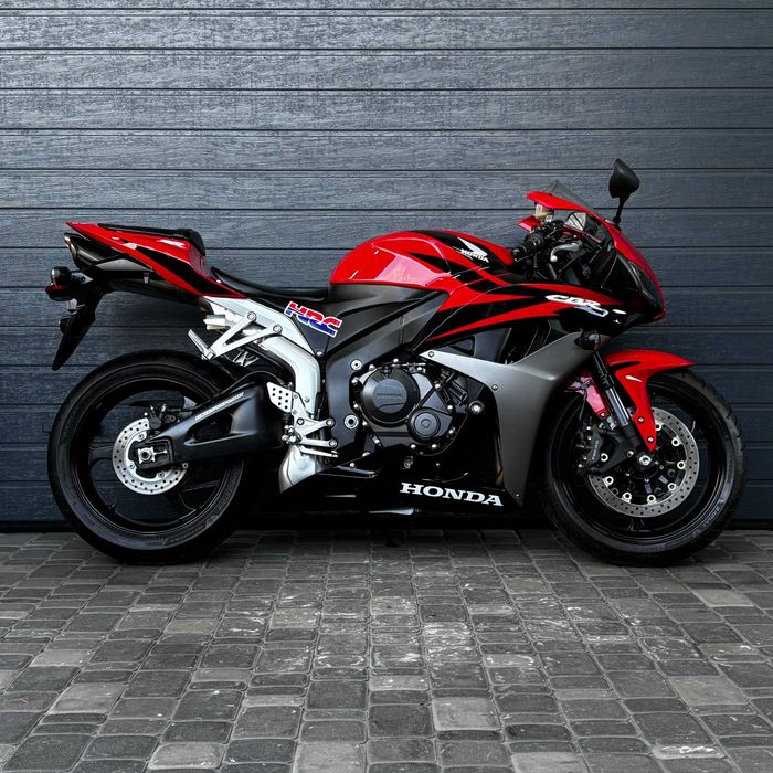 Продам мотоцикл Honda CBR600RR (4748)